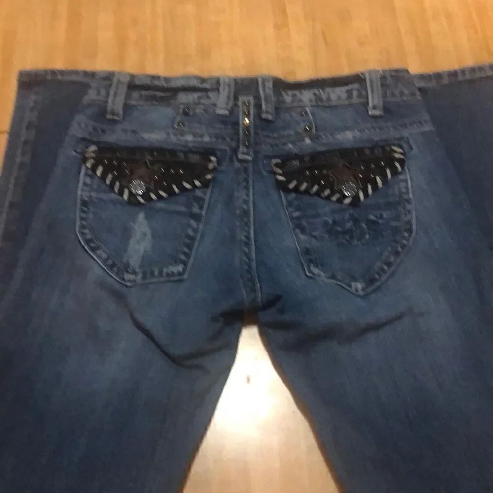 Vigoss Jean  - Picture 4 of 8